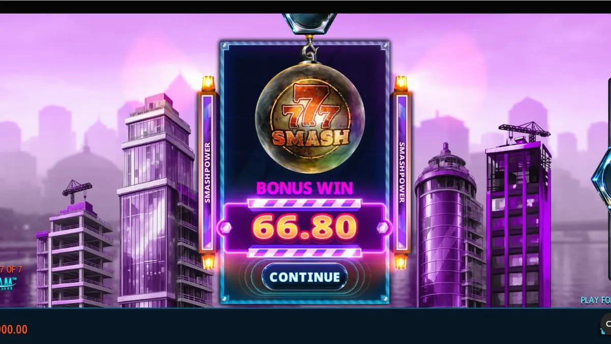 Tampilan visual mesin slot 777 Smash dengan latar belakang lokasi konstruksi industrial.